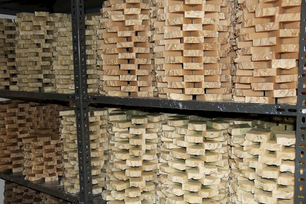 private label soap curing and handling time